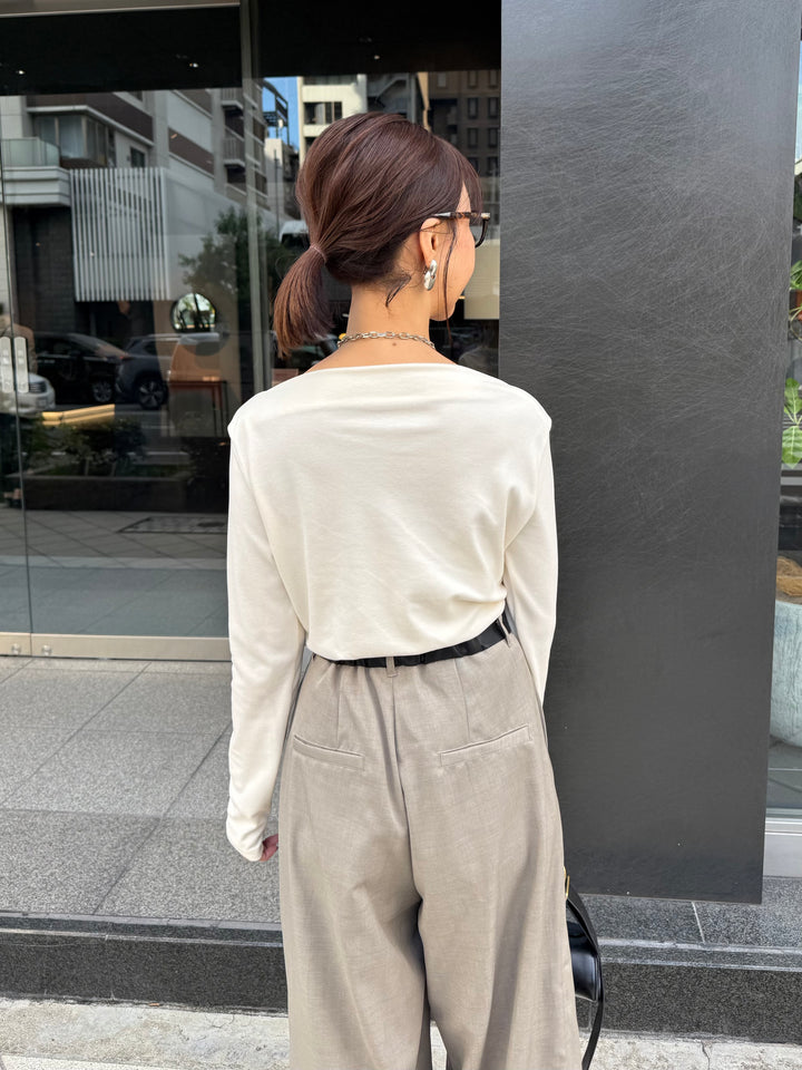 ベロアボートネックプルオーバー / アイボリー