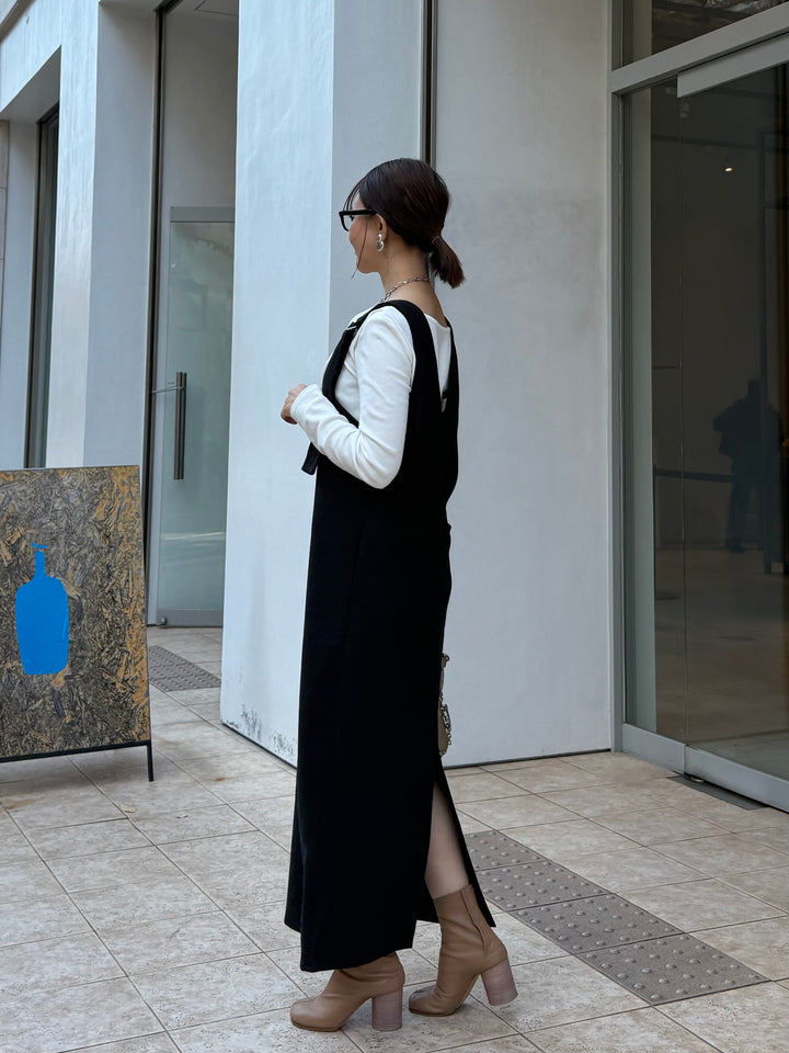 【予約】ウールライクVネックジャンパースカート / ブラック(11月下旬発送予定)