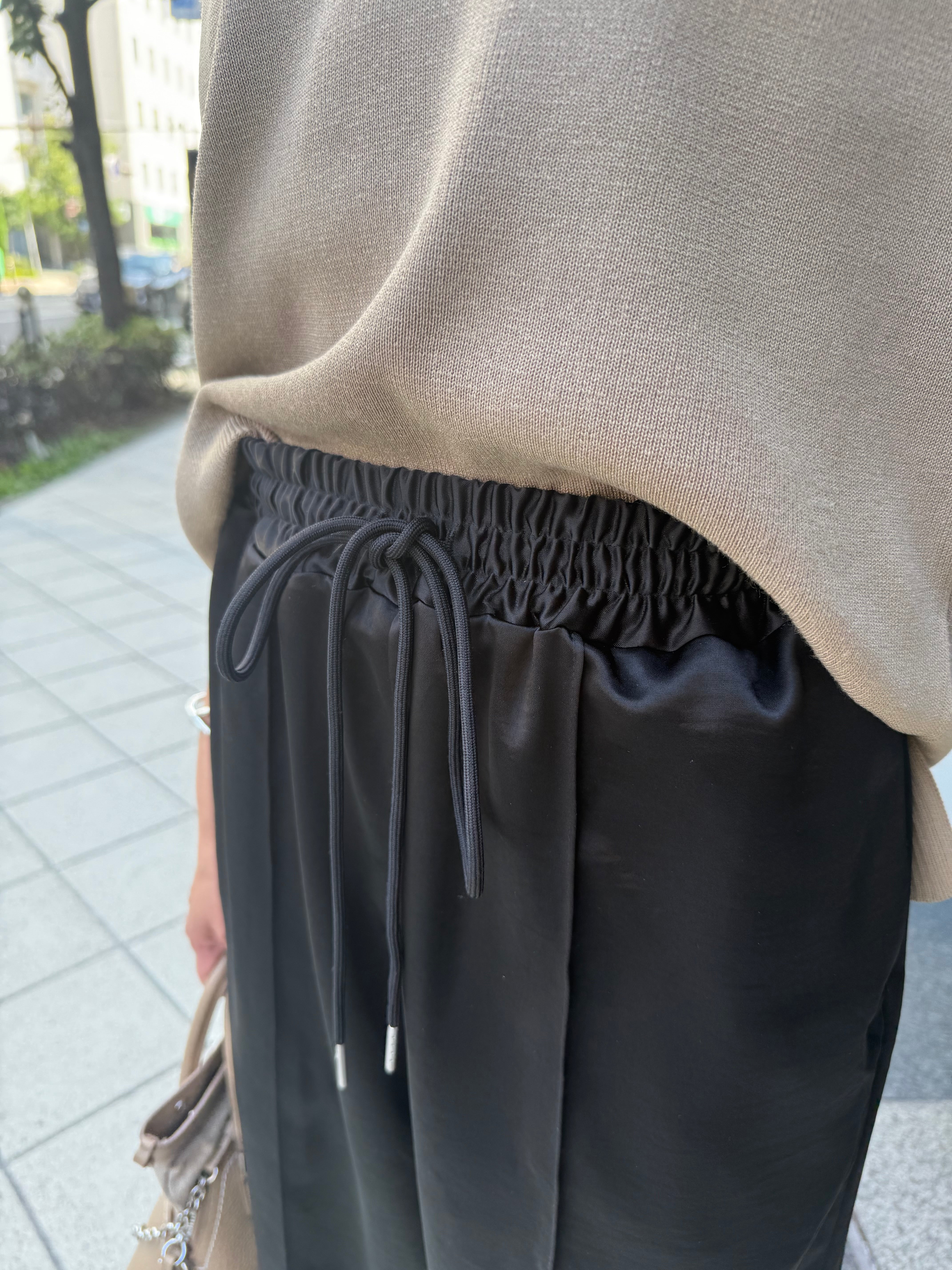 pois ポワ　サテンジョガーパンツ　ブラック サテンジョガーパンツ / ブラック – fosie