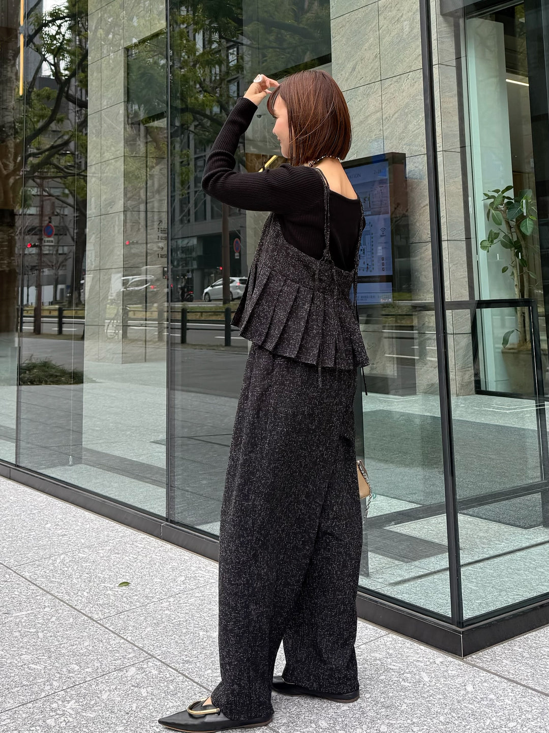 スクエアネックリブニットプルオーバー  / ブラック