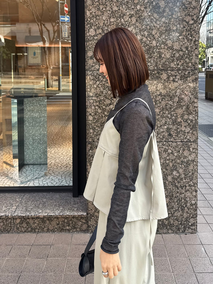 ウォッシャブルフェイクレザーキャミソール / エクリュ