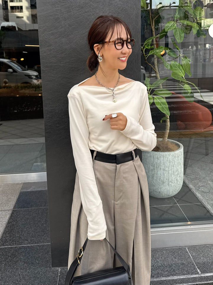 ベロアボートネックプルオーバー / アイボリー