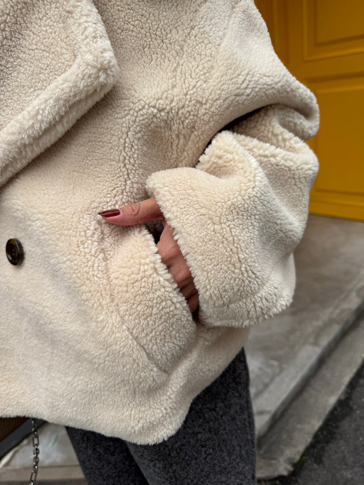 【予約】ボアショートコート / ライトベージュ(12月中旬発送予定)