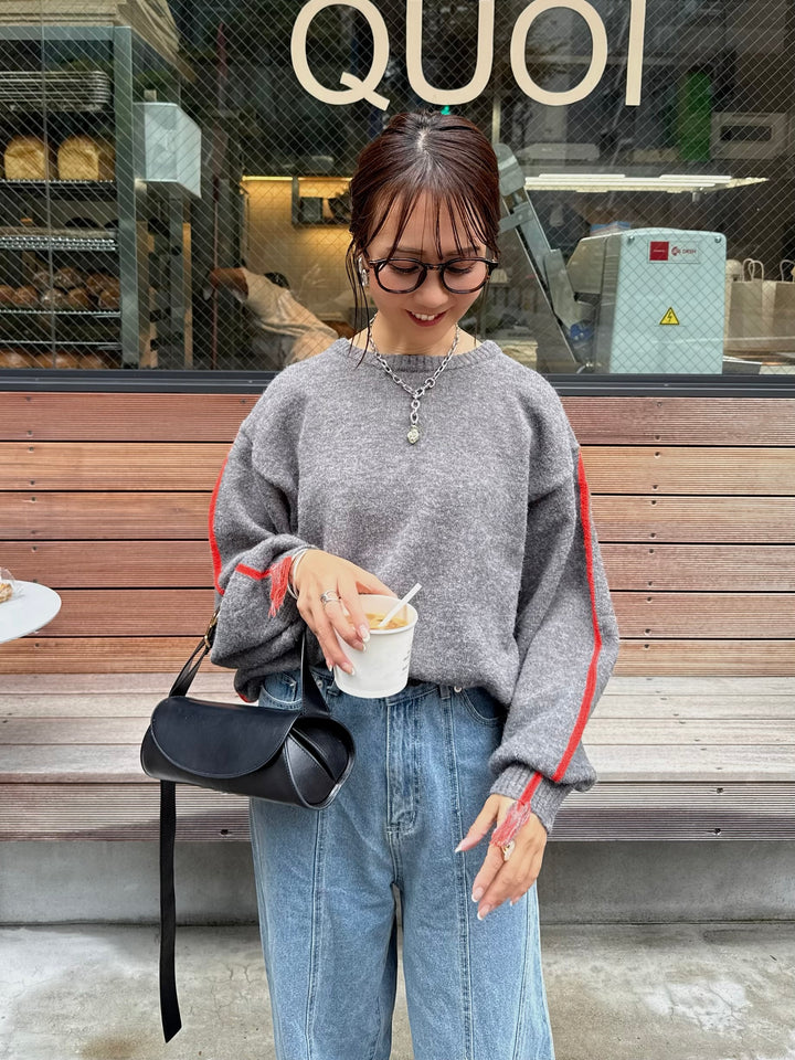 【予約】アルパカタッチ配色ラインプルオーバー / チャコール(12月中旬発送予定)