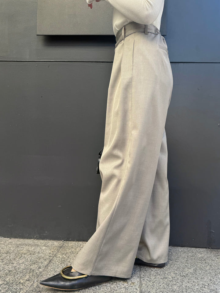 【予約】ウエストパイピングワイドパンツ / グレージュ(4月上旬発送予定)