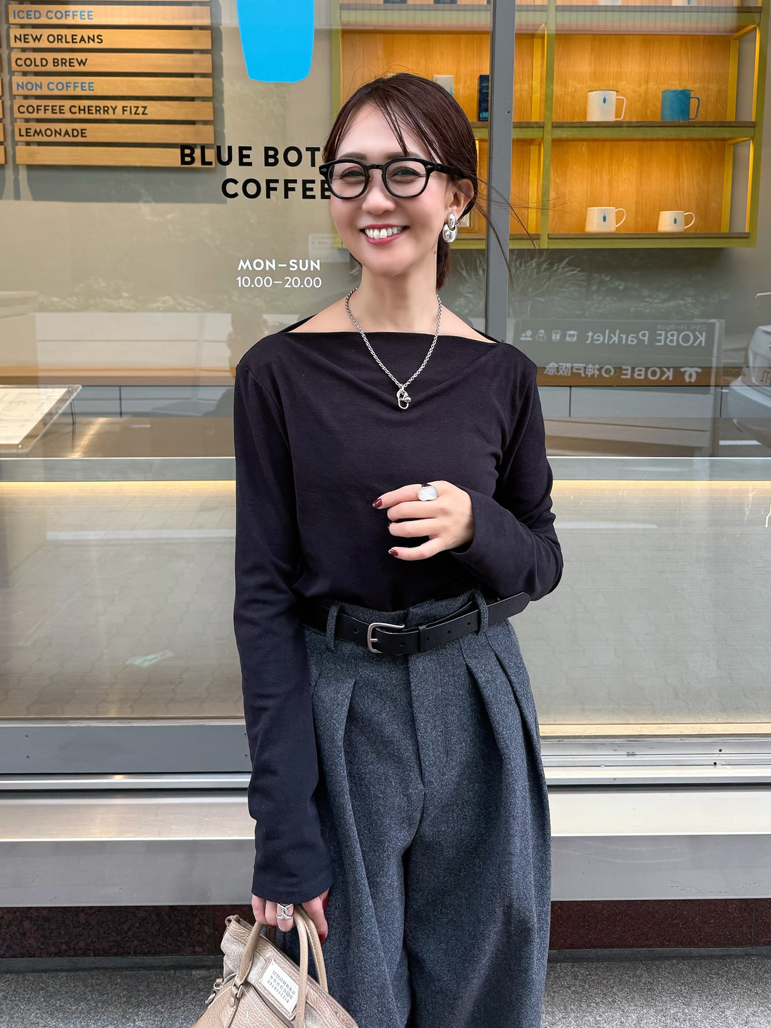 ベロアボートネックプルオーバー / ブラック