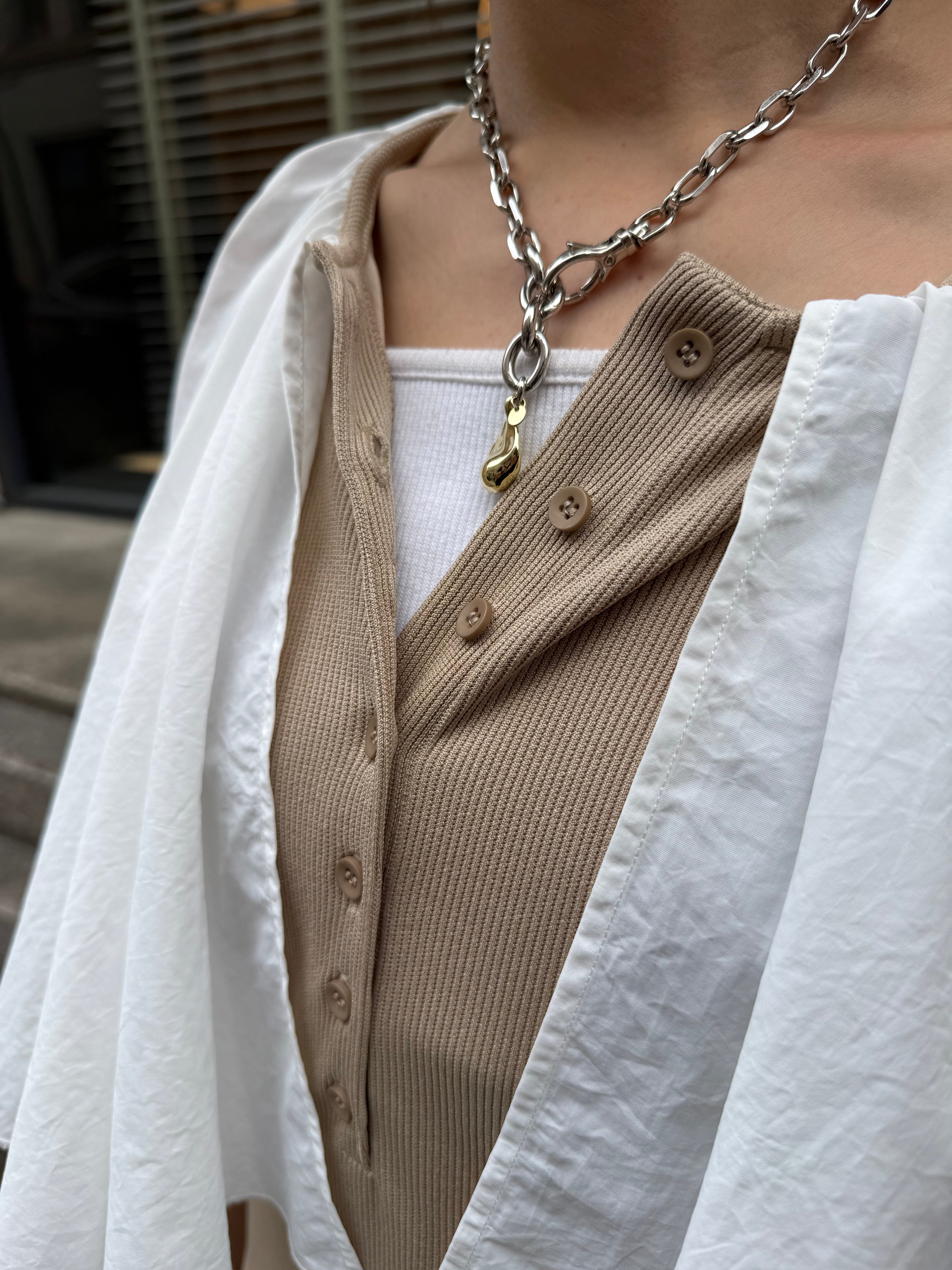 ケープドッキングリブトップス / ベージュ – fosie