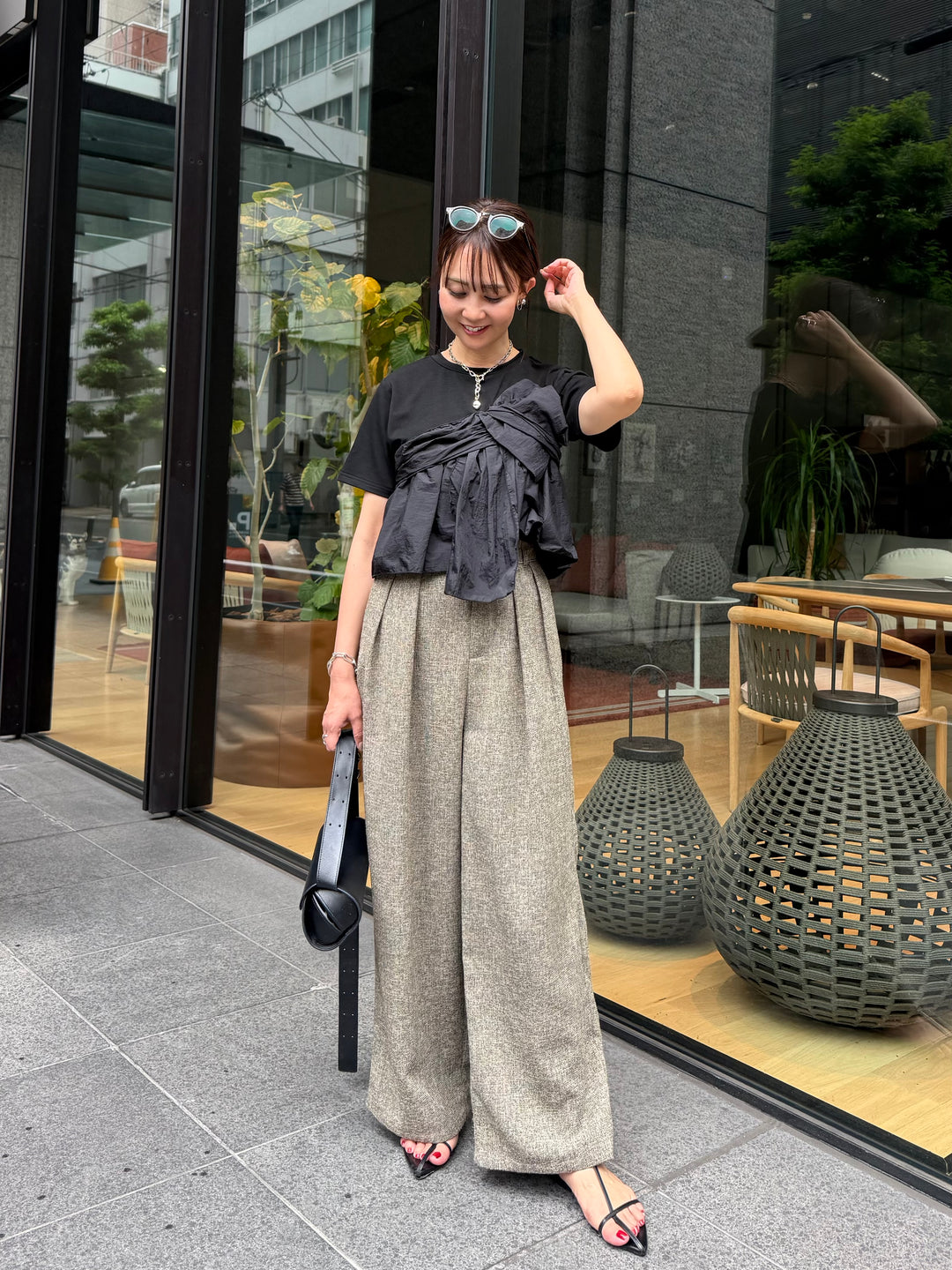 [新作300円OFF] 異素材ドッキングツイストTシャツ / ブラック