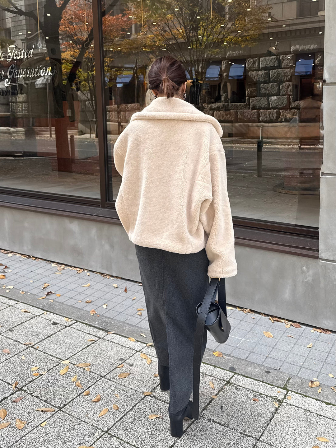 【予約】 ウールライクVネックジャンパースカート / チャコール(1月上旬発送予定)