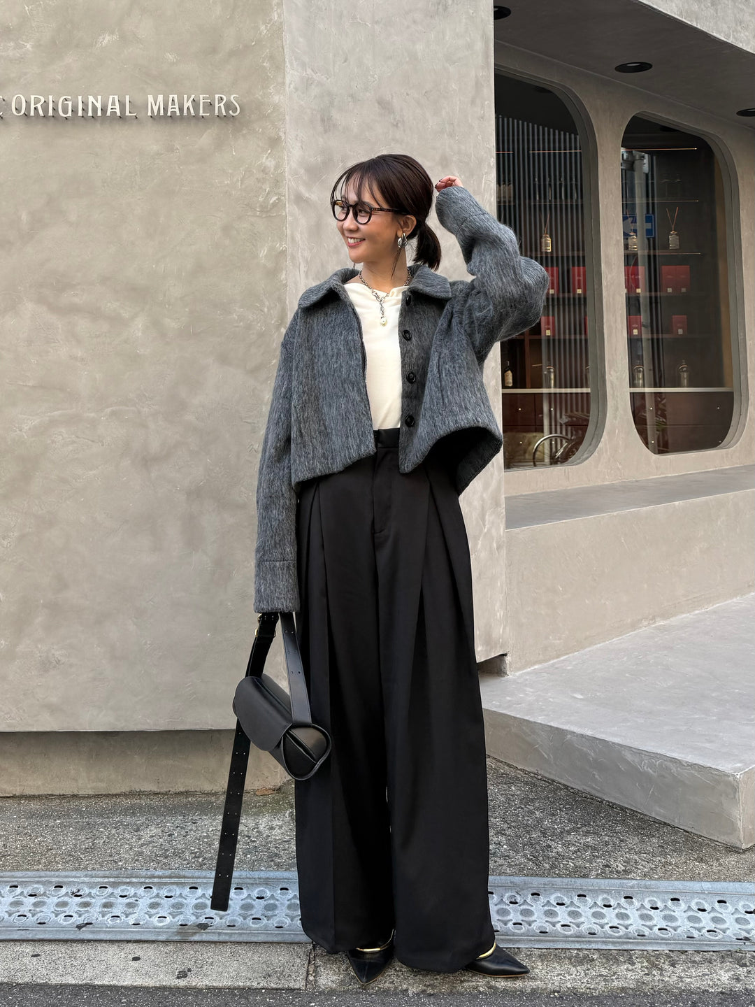 [SET] シャギーショートジャケット / グレー + ツイルタックパンツ / ブラック