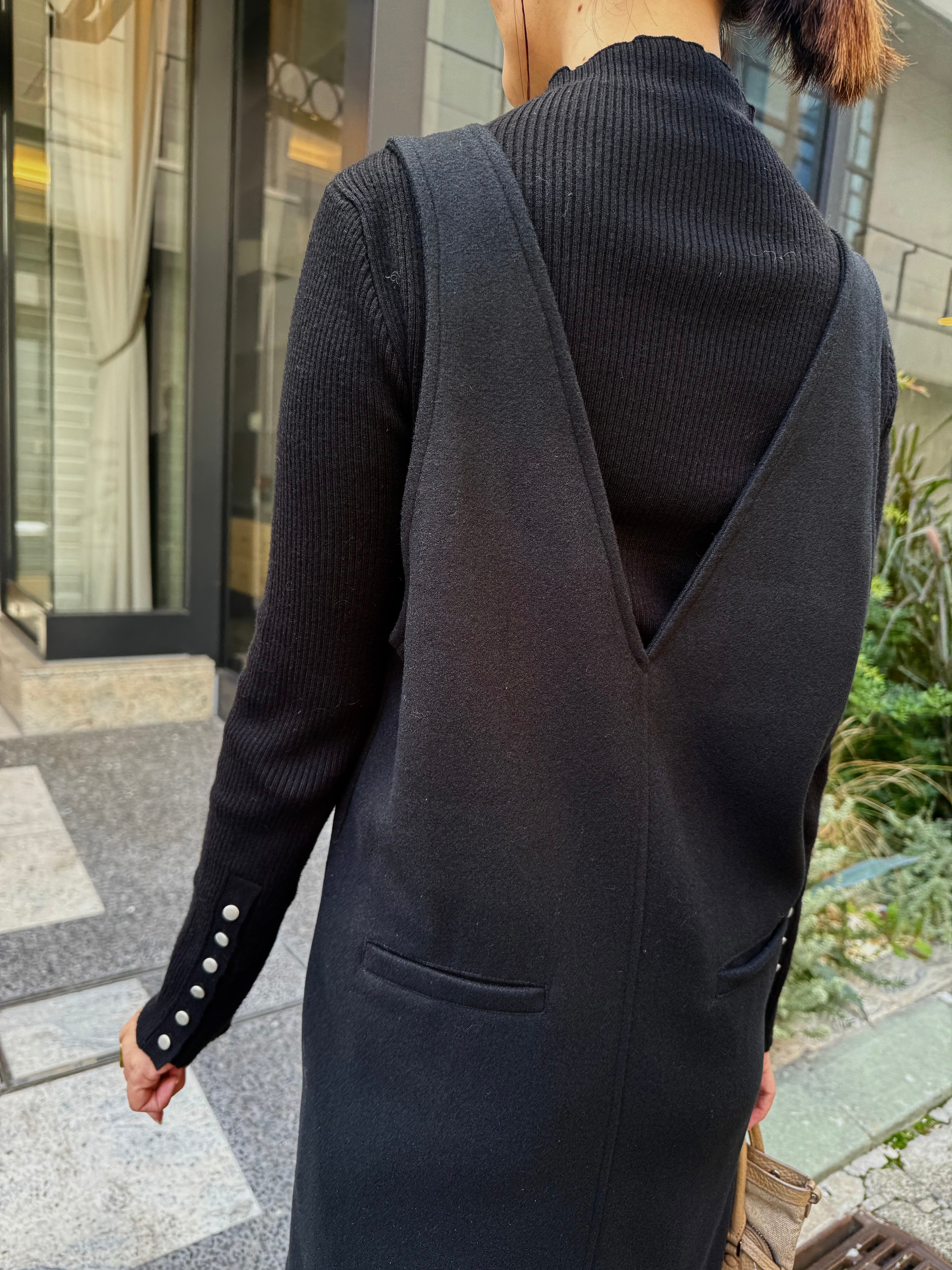 予約】ウールライクVネックジャンパースカート / ブラック(11月下旬