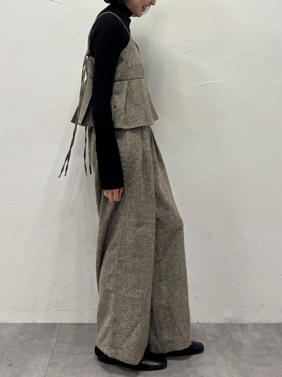 【予約】[SET]サマーツイードプリーツキャミ / ブラウン + サマーツイードタックパンツ / ブラウン(3月下旬発送予定)