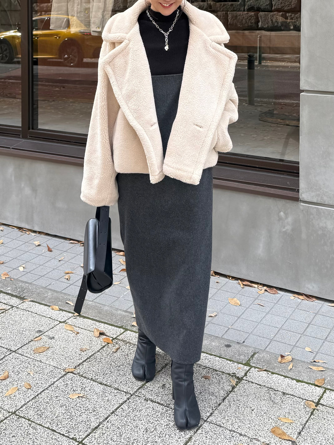 【予約】 ウールライクVネックジャンパースカート / チャコール(1月上旬発送予定)