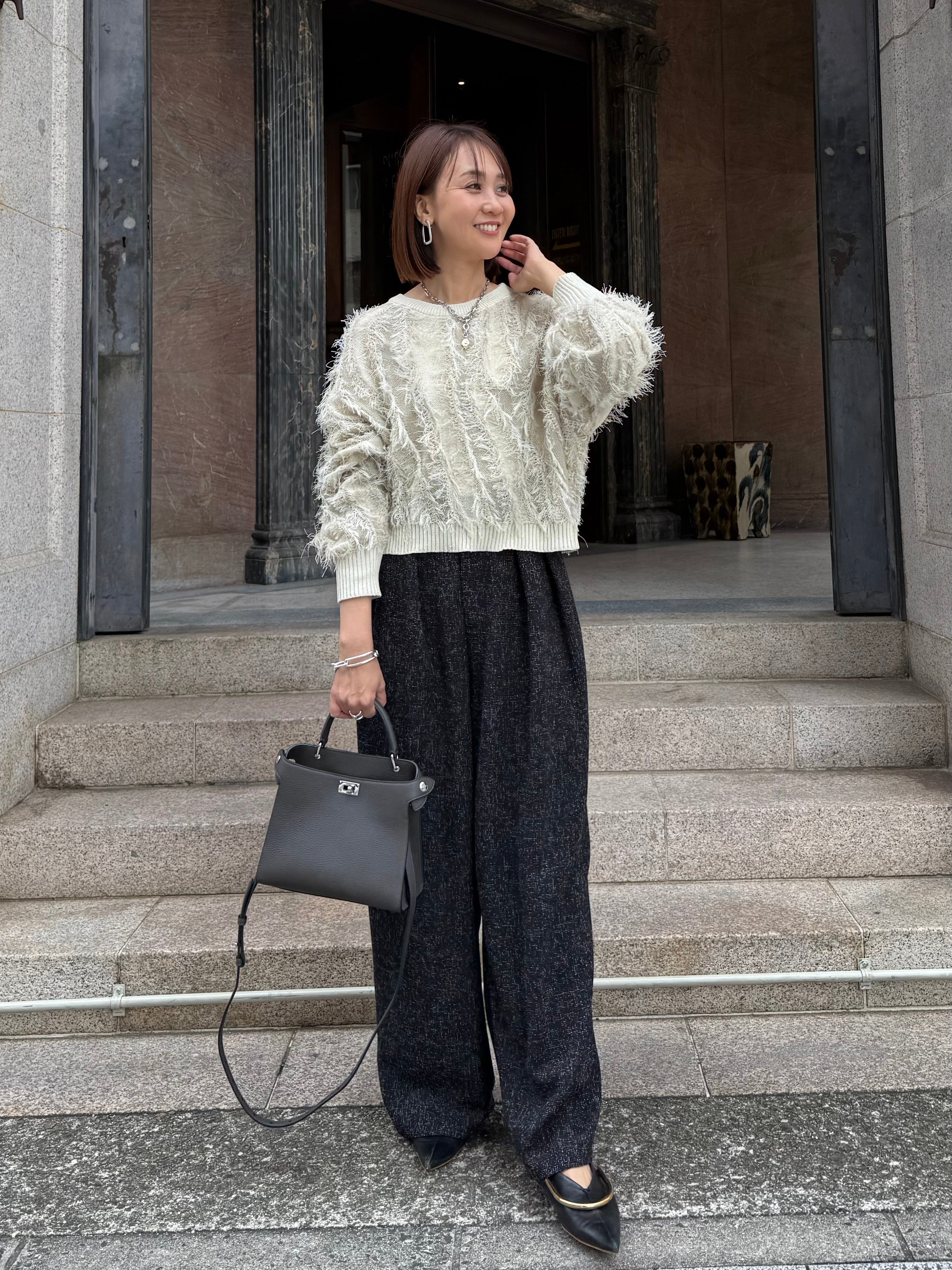 アドーア　フリンジニット　圧縮ウール　38 アイボリー　完売品 アドーア フリンジニット 圧縮ウール 38 アイボリー 完売