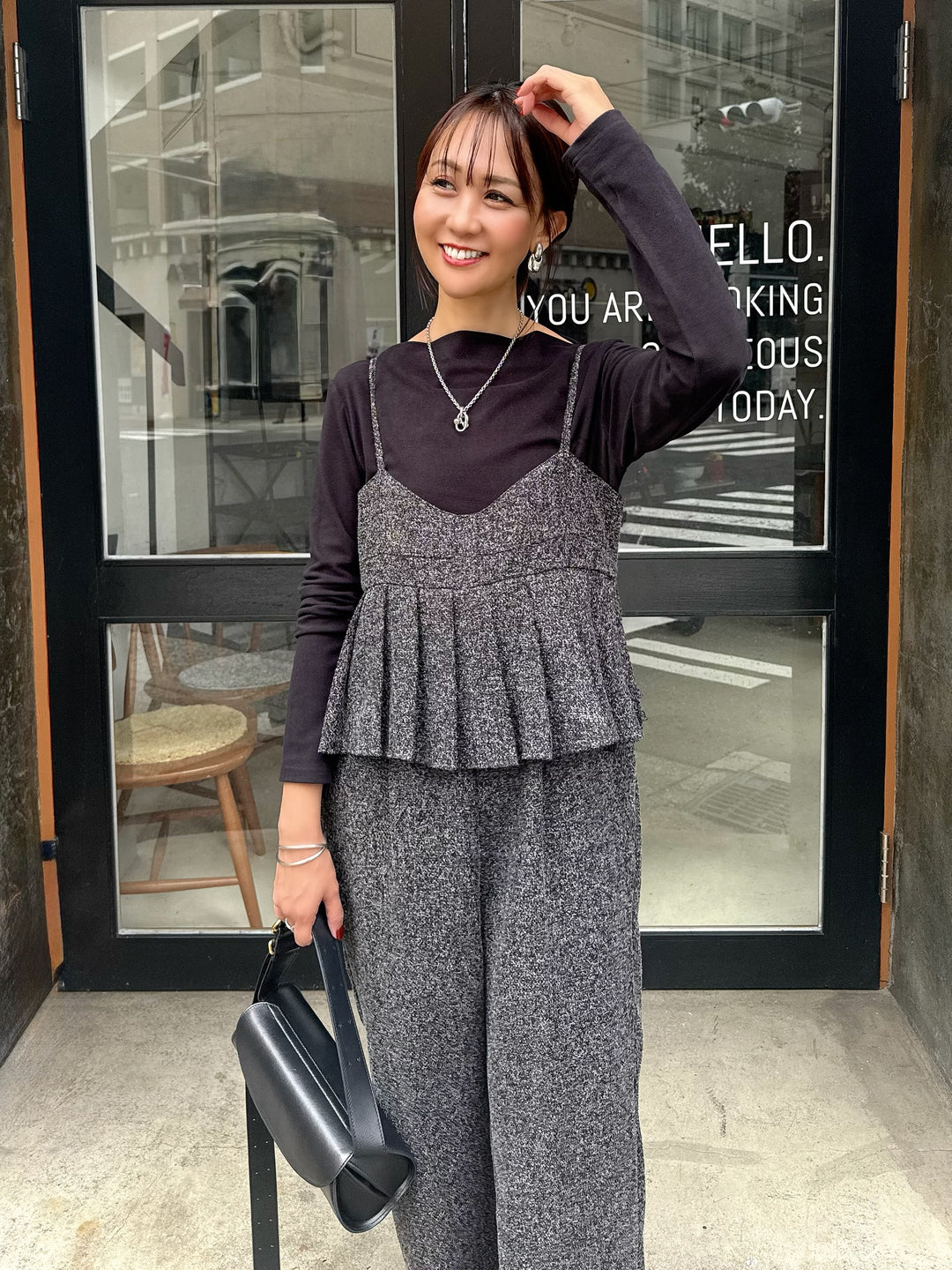 ベロアボートネックプルオーバー / ブラック