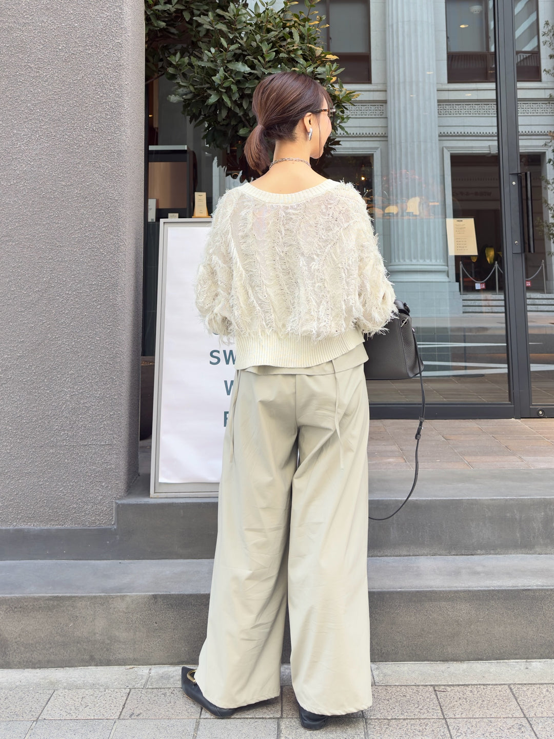 ウォッシャブルフェイクレザーキャミソール / エクリュ