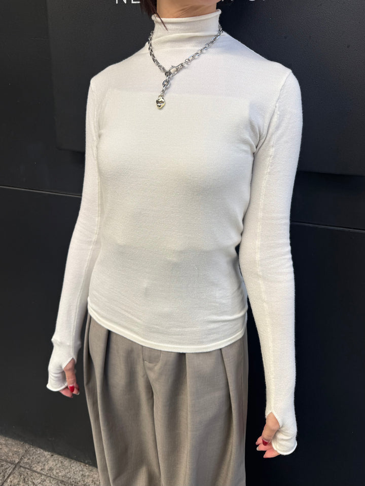 フィンガーホールタートル / オフホワイト