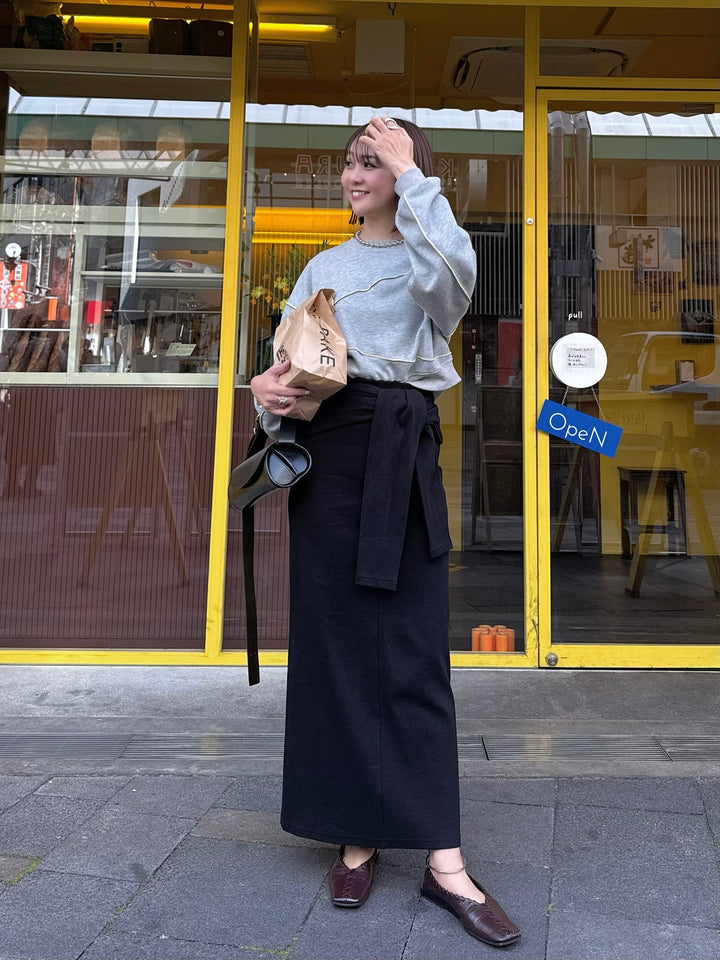 [新作300円OFF] [SET] 配色メロープルオーバー／グレー  + カットリブ腰巻き風スカート / ブラック