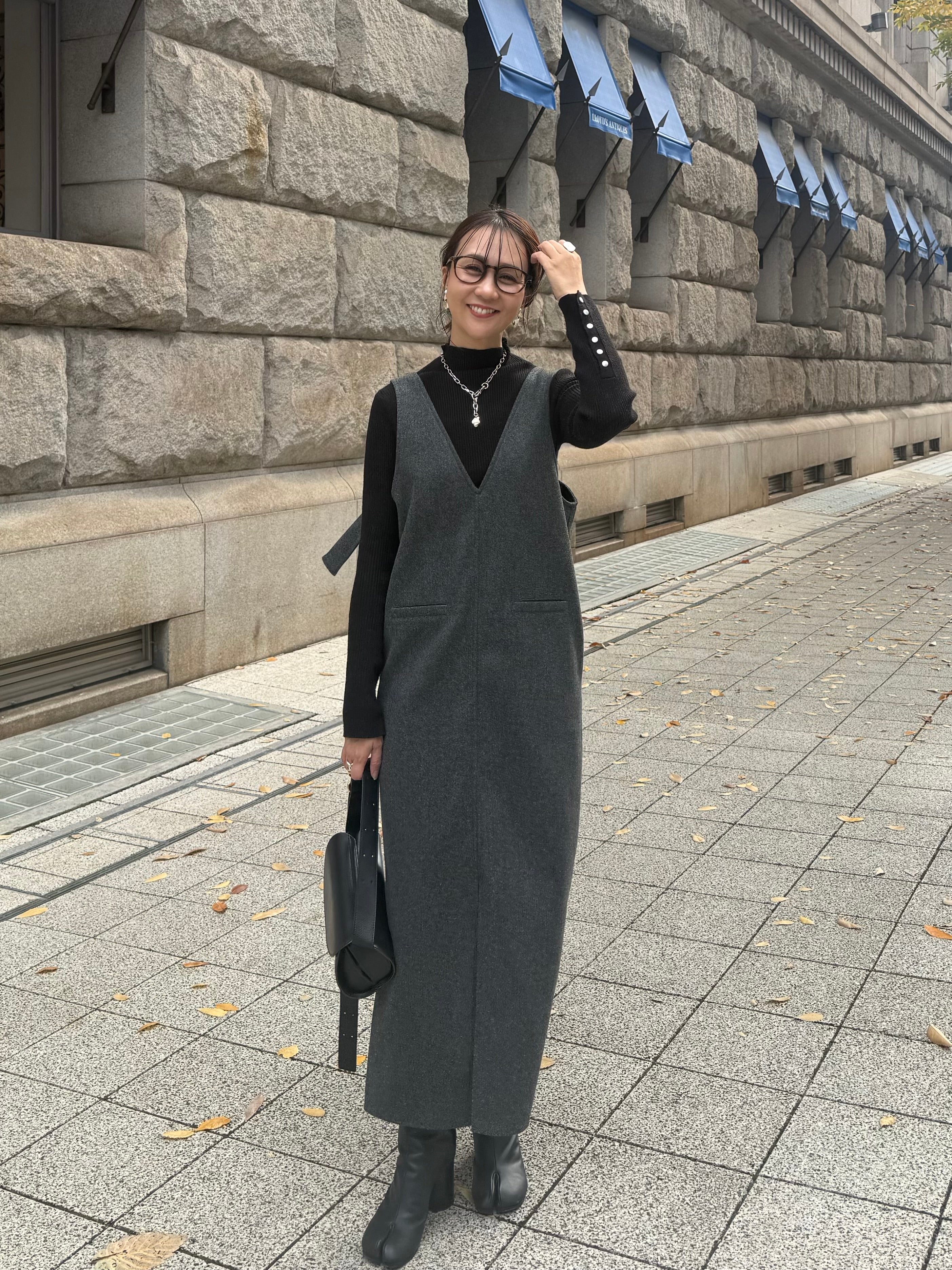 予約】 ウールライクVネックジャンパースカート / チャコール(1月上旬