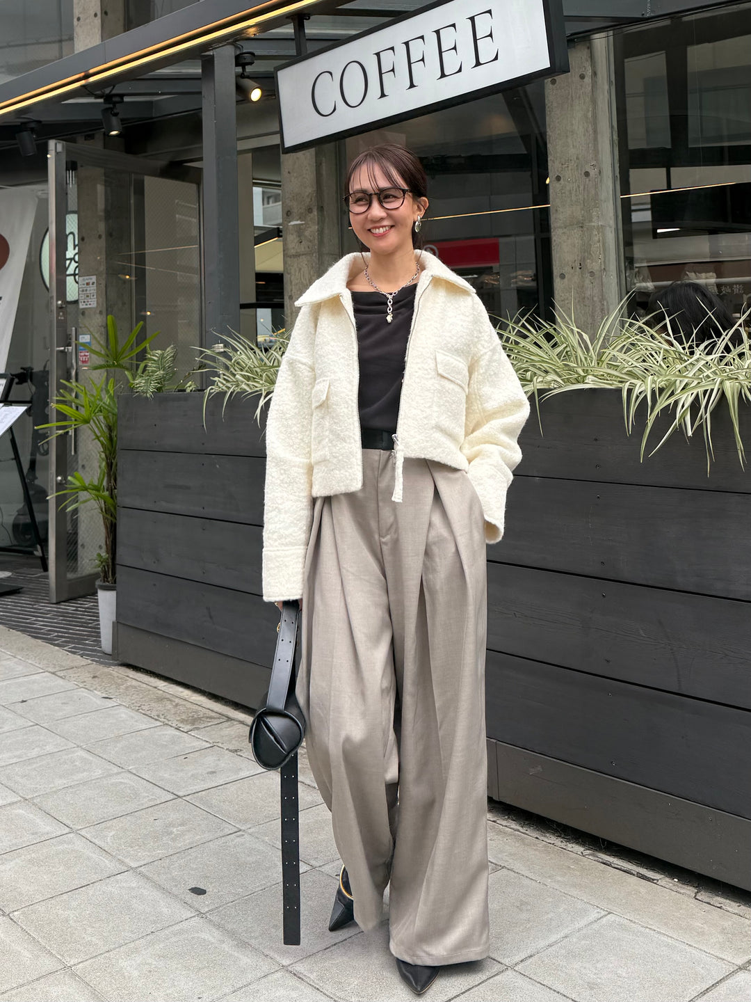 ツイルタックパンツ / グレージュ