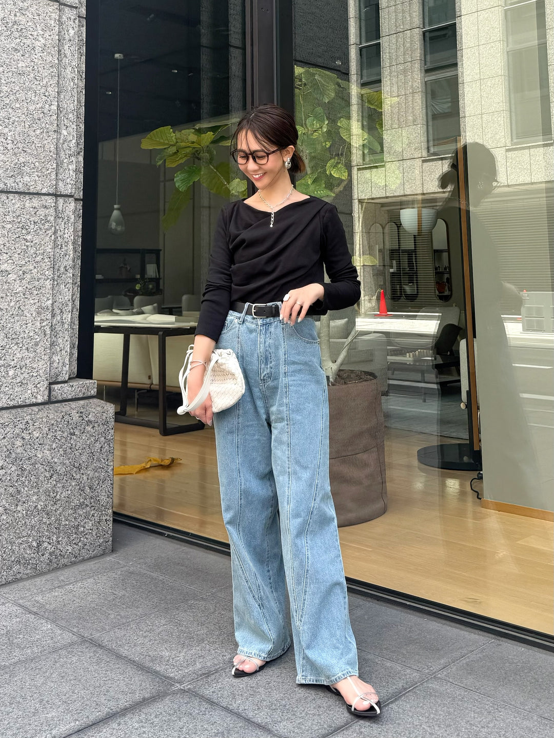 [新作300円OFF] [SET]起毛ドレープロングTシャツ / ブラック + 切替えストレートデニムパンツ / ブルー