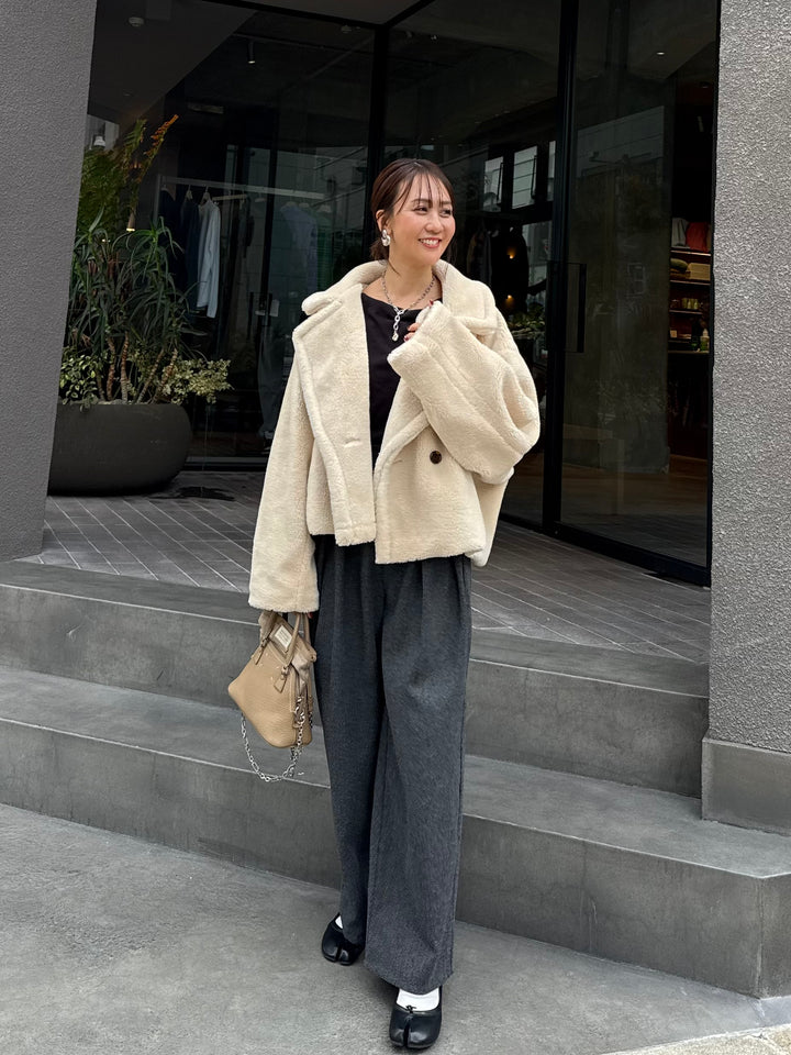 【予約】[SET] ボアショートコート / ライトベージュ + ウールライクタックワイドパンツ / チャコール (11月下旬発送予定)