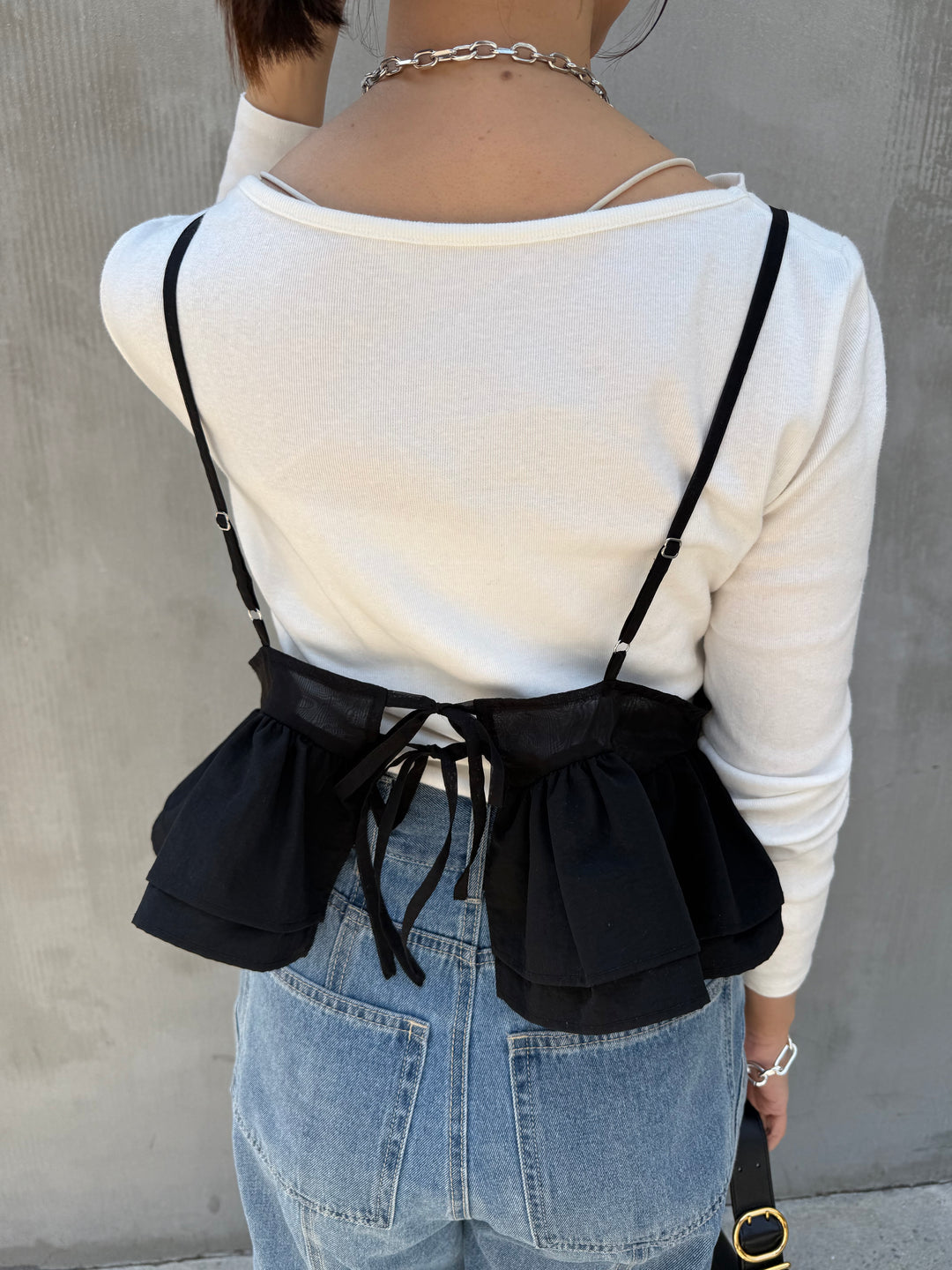 【予約】フリルヘムビスチェ / ブラック(5月下旬発送予定)