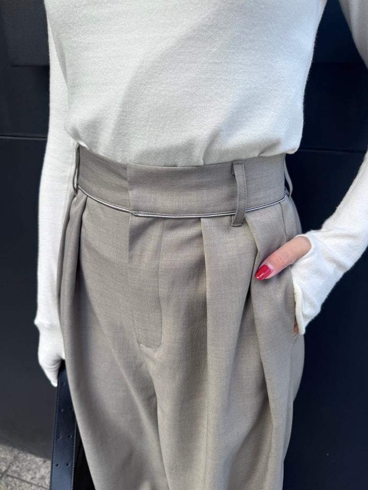 【予約】ウエストパイピングワイドパンツ / グレージュ(4月上旬発送予定)