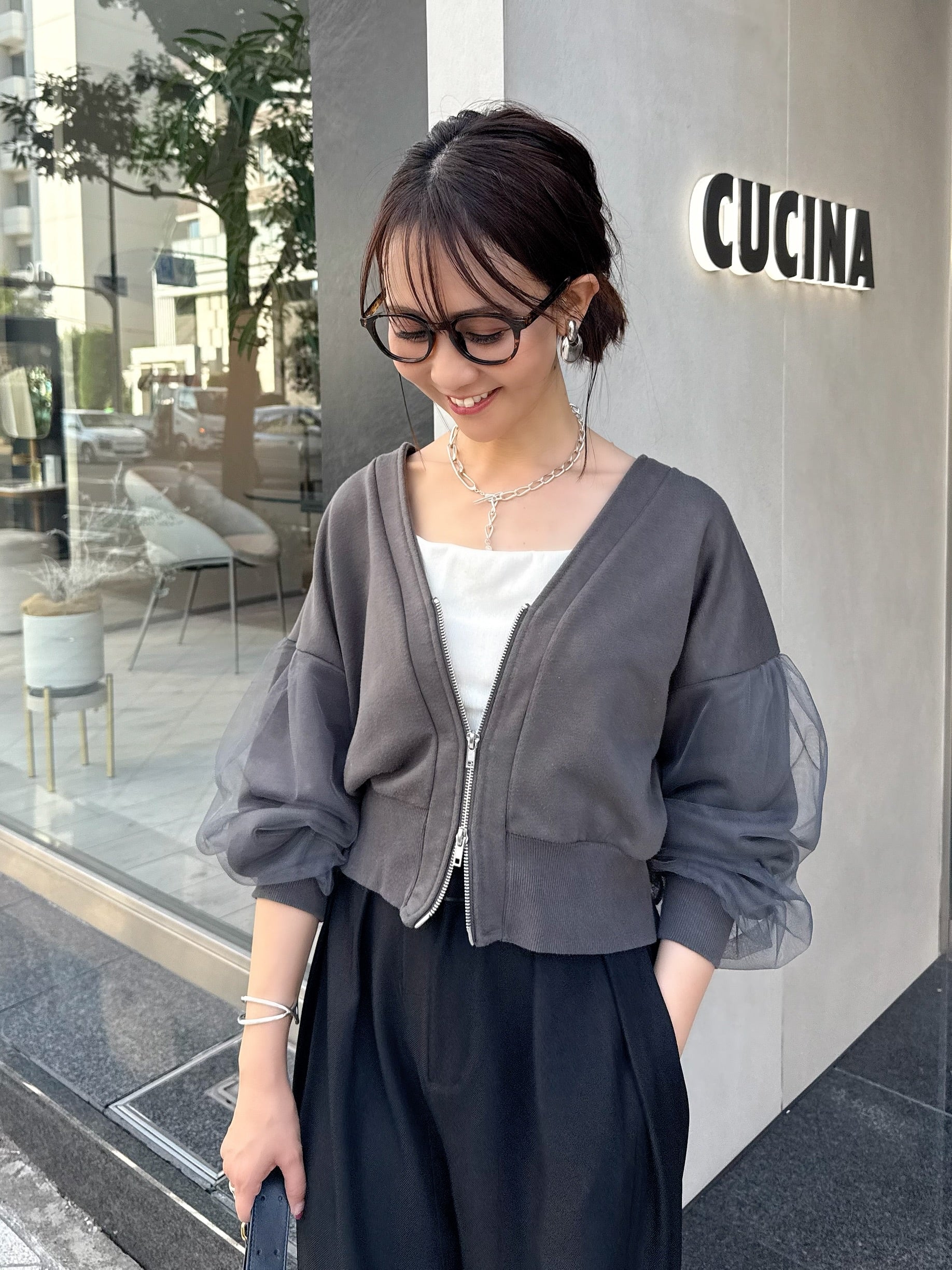 未使用♡2023年♡エムズグレイシー 袖チュール 半袖 ニットカーディガン 38 予約】袖チュールカーディガン / チャコールグレイ – fosie