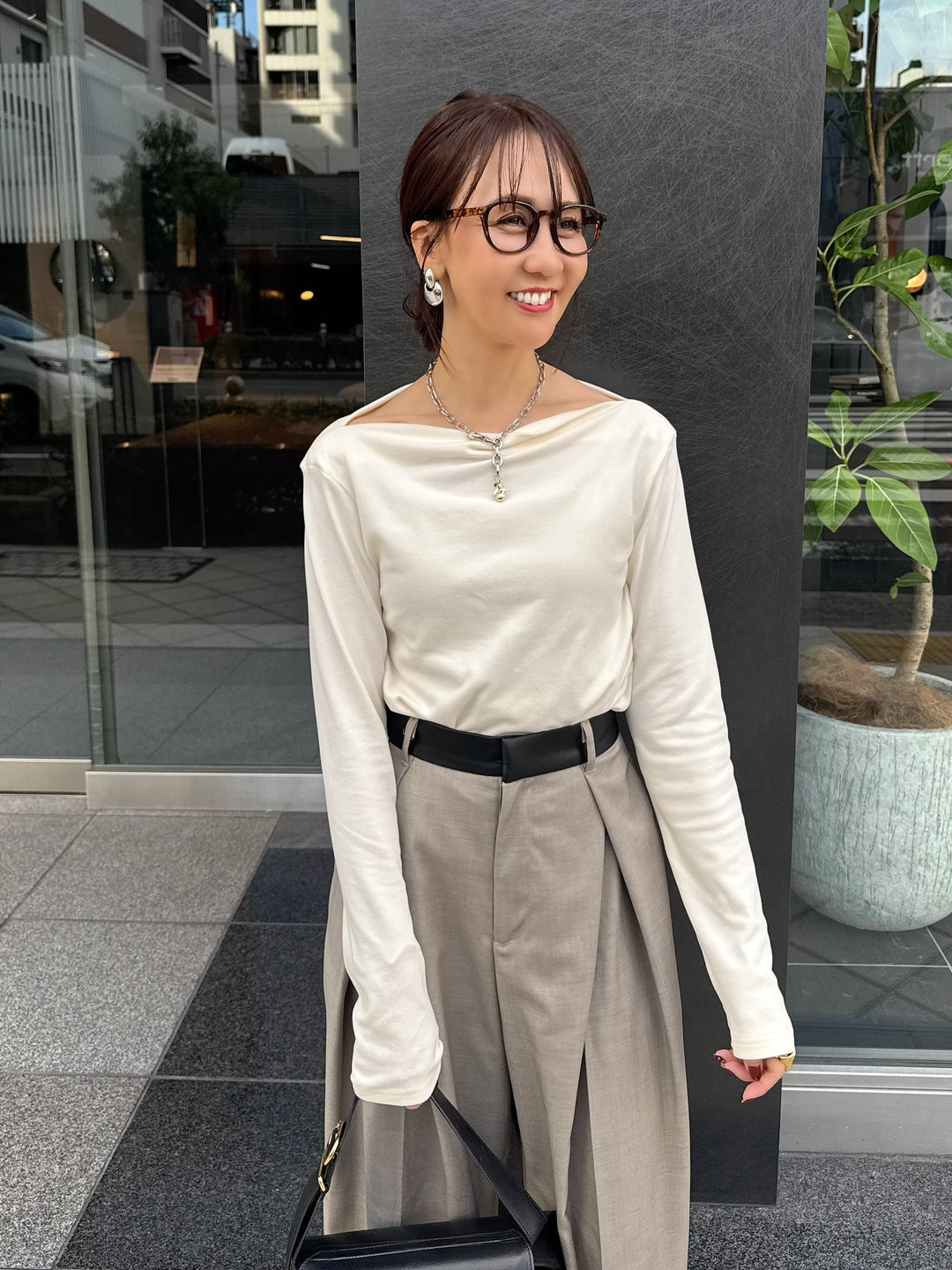 ベロアボートネックプルオーバー / アイボリー