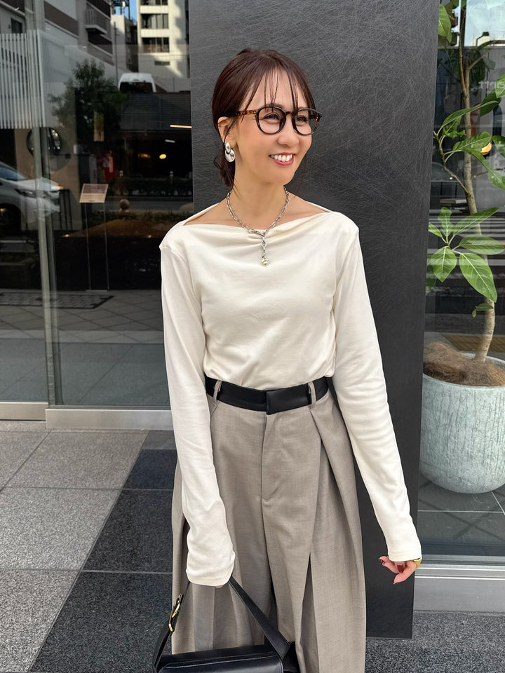 ベロアボートネックプルオーバー / アイボリー