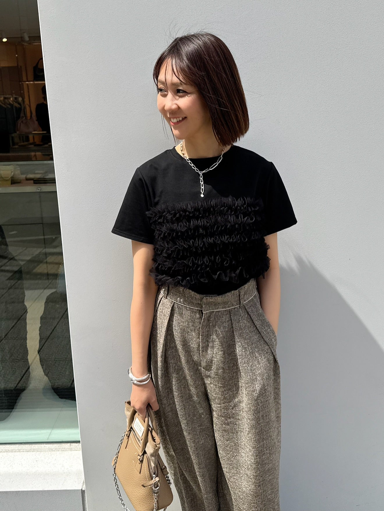 チュールフリルビスチェ見えTシャツ / ブラック – fosie