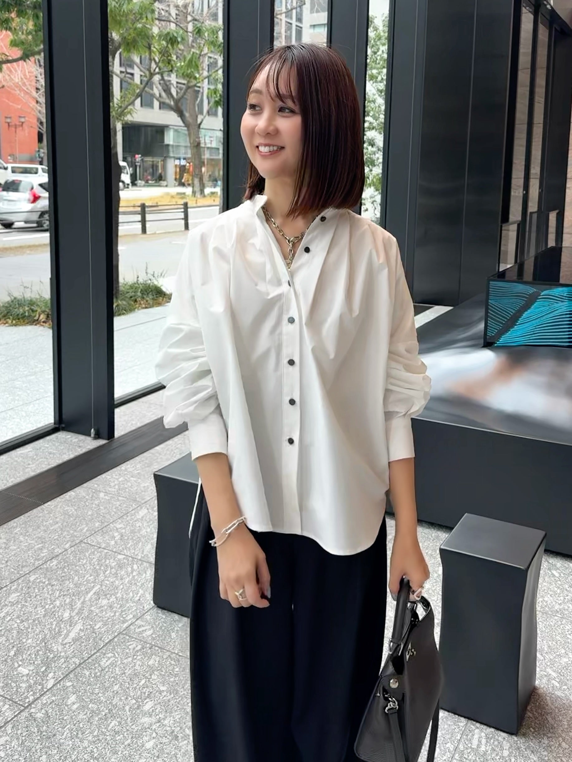 予約】ブロードタックブラウス / ホワイト(2月下旬発送予定) – fosie