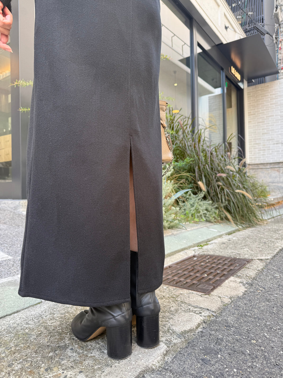 【予約】ウールライクVネックジャンパースカート / ブラック(11月下旬発送予定)