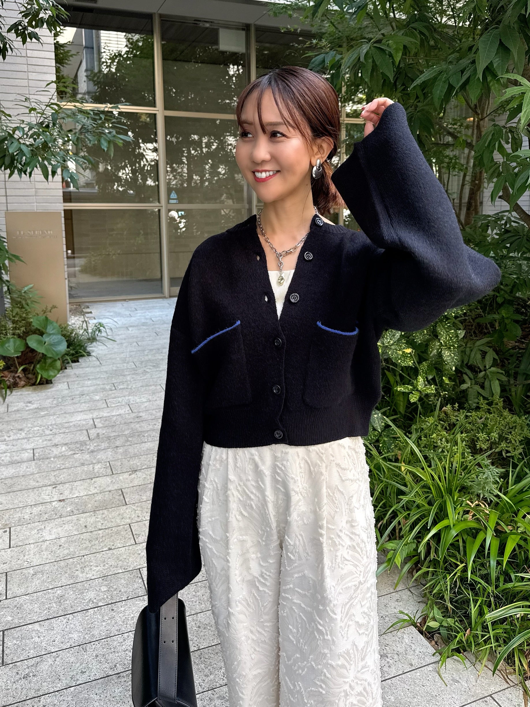 予約】アルパカタッチバイカラーカーディガン / ブラック(12月