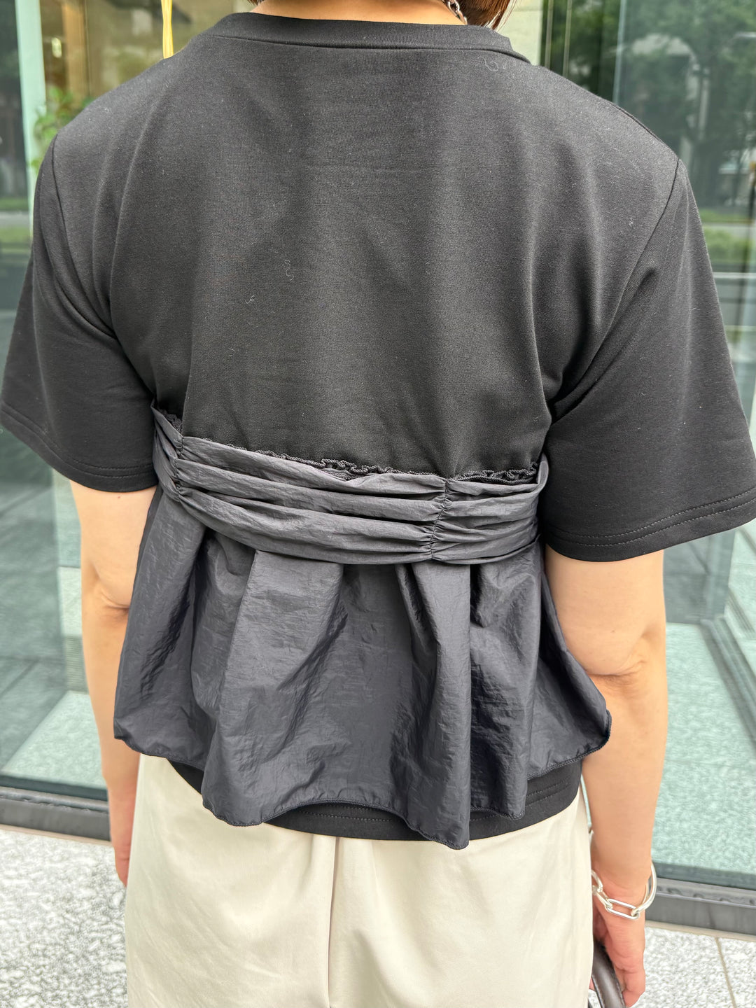 [新作300円OFF] 異素材ドッキングツイストTシャツ / ブラック