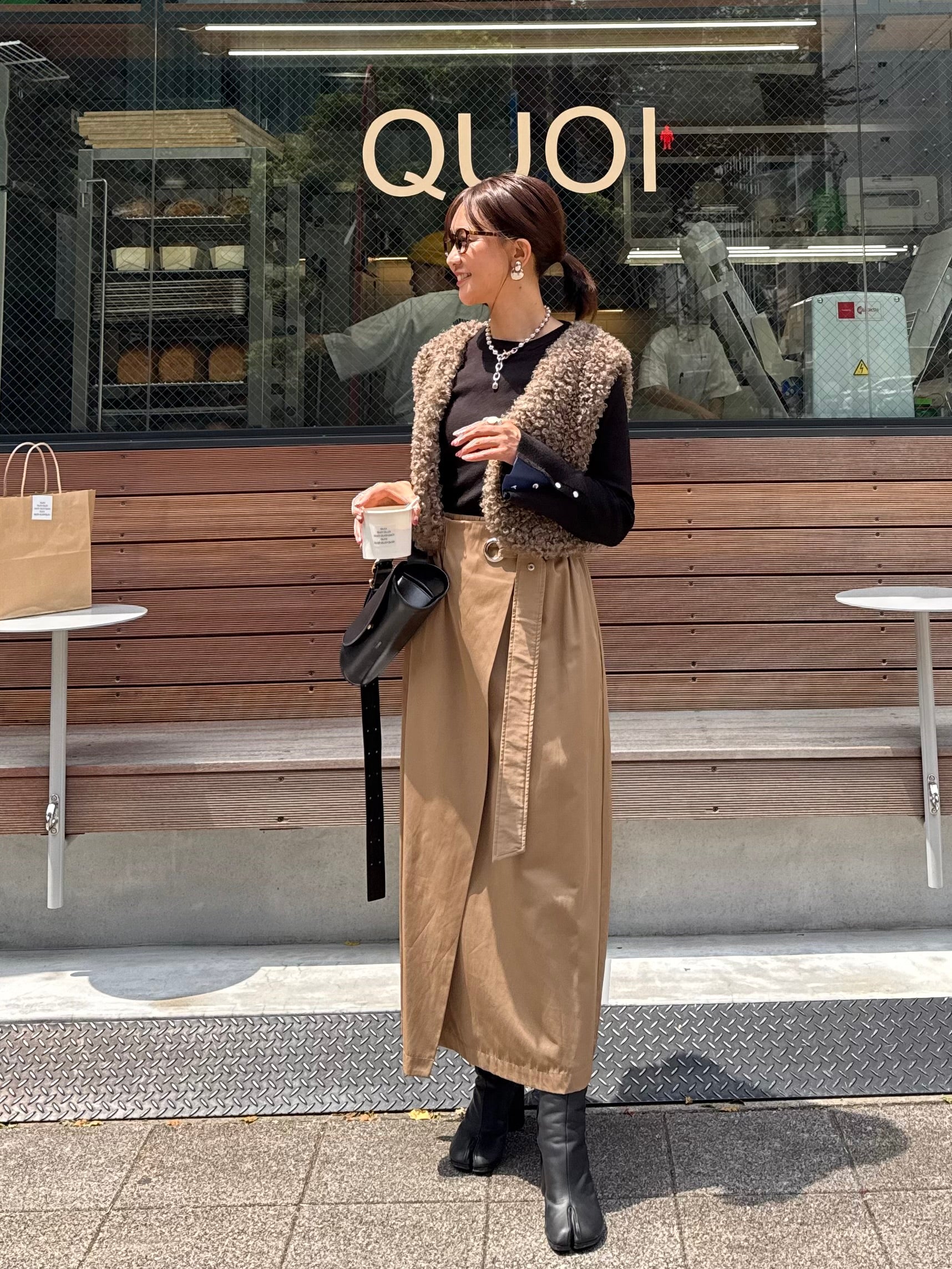 3点SET] プードルジレ / ブラウン + 配色袖フレアープルオーバー