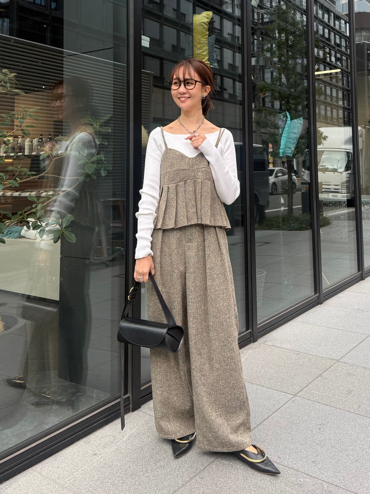 【予約】[3点SET] サマーツイードプリーツキャミ / ブラウン + サマーツイードタックパンツ / ブラウン + スクエアネックリブニットプルオーバー  / オフホワイト(3月下旬発送予定)