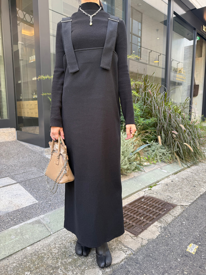 【予約】ウールライクVネックジャンパースカート / ブラック(11月下旬発送予定)