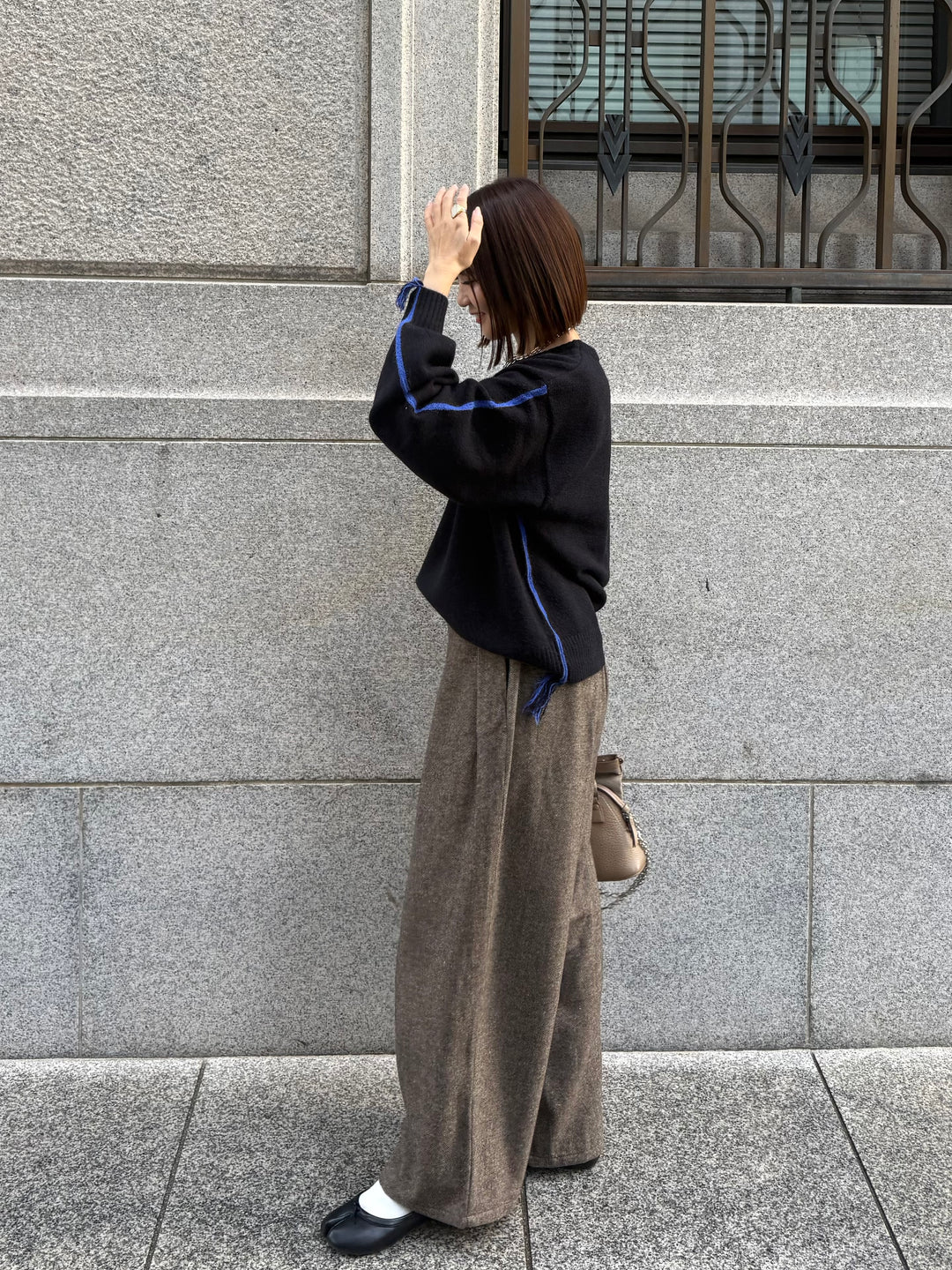 アルパカタッチ配色ラインプルオーバー / ブラック