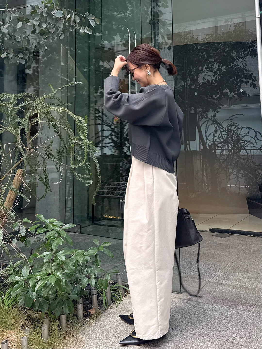 【予約】クロップド丈ダンボールニット /チャコール(3月上旬発送予定)