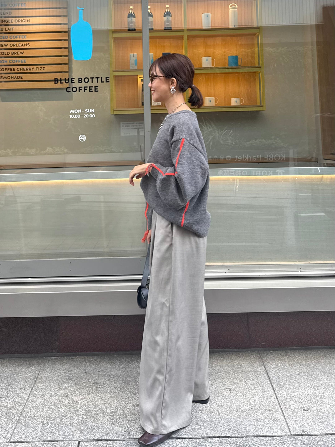 【予約】アルパカタッチ配色ラインプルオーバー / チャコール(12月中旬発送予定)