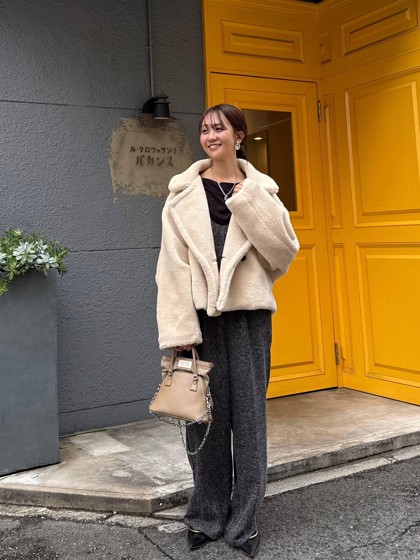 予約】ボアショートコート / ライトベージュ(12月中旬発送予定) – fosie