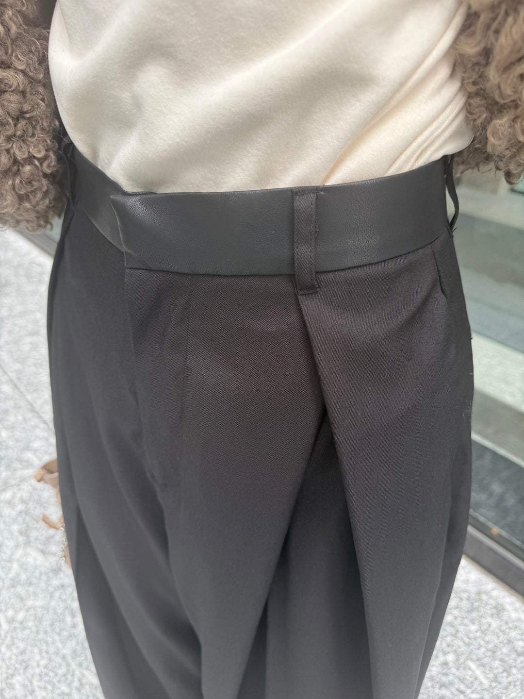 ツイルタックパンツ / ブラック