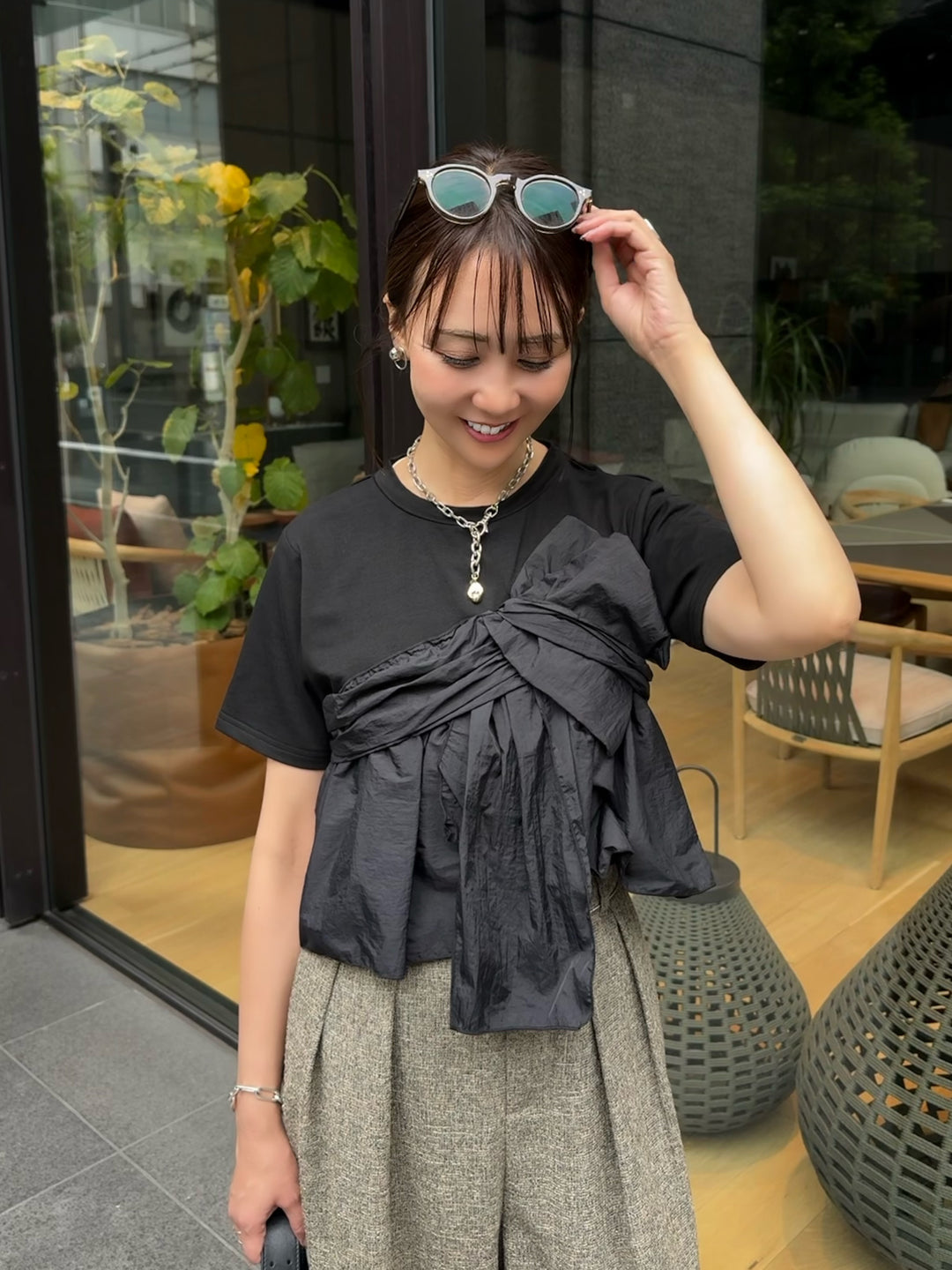 [新作300円OFF] 異素材ドッキングツイストTシャツ / ブラック