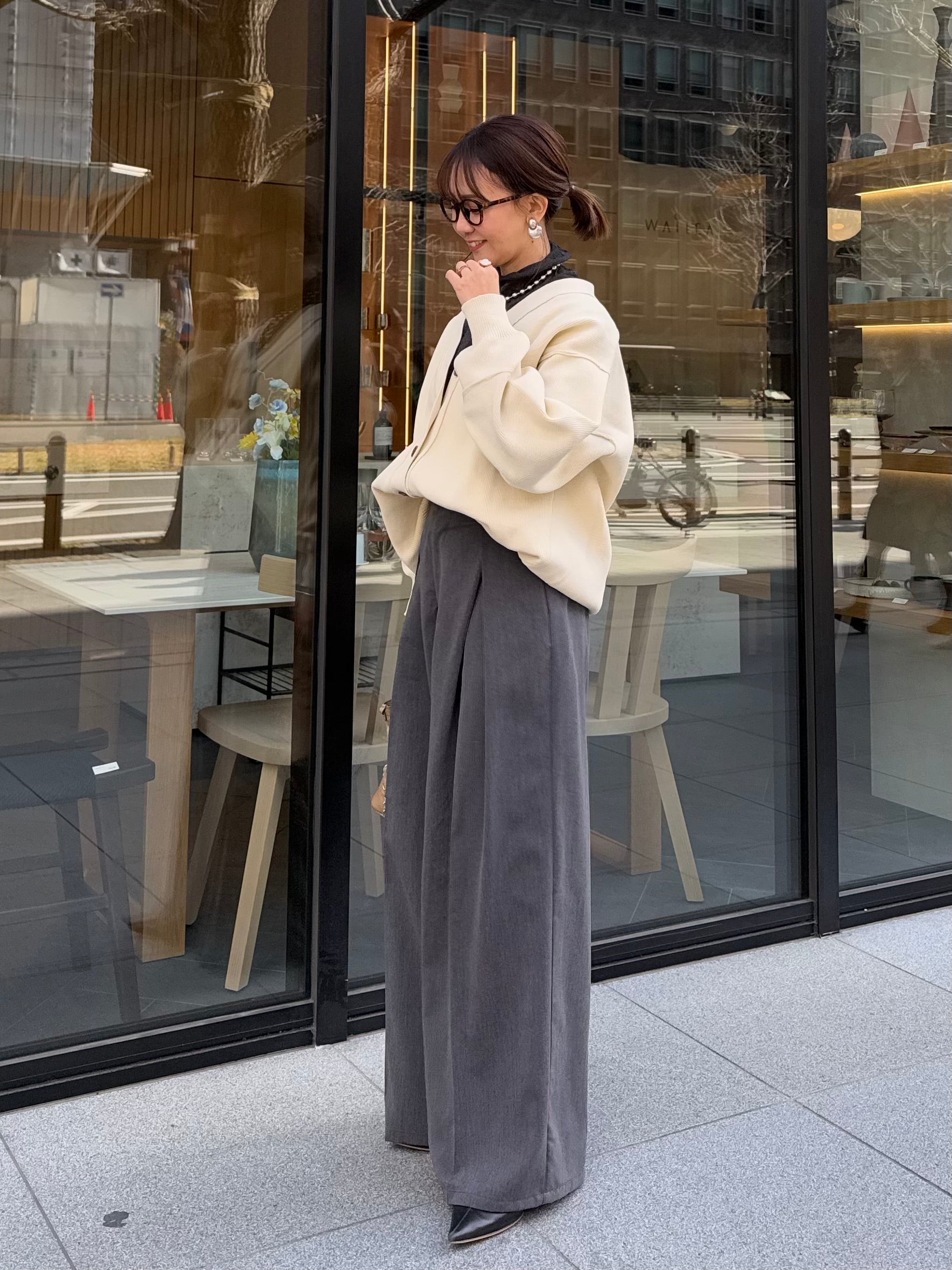 タックワイドパンツ / チャコールグレー – fosie