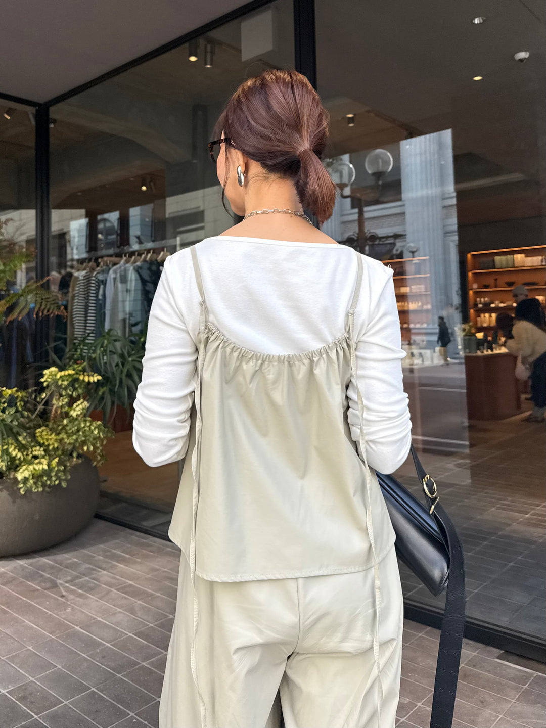 ドレープロングTシャツ / オフホワイト