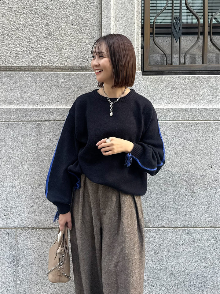 アルパカタッチ配色ラインプルオーバー / ブラック