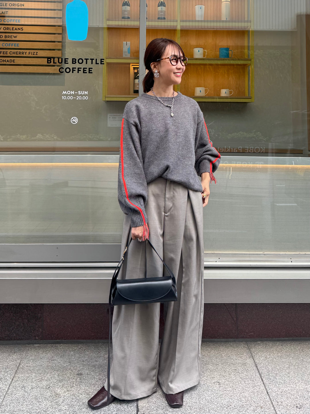 【予約】アルパカタッチ配色ラインプルオーバー / チャコール(12月中旬発送予定)