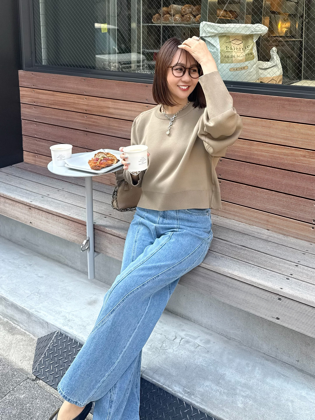 【予約】[SET]クロップド丈ダンボールニット / ベージュ + 切替えストレートデニムパンツ / ブルー(3月上旬発送予定)